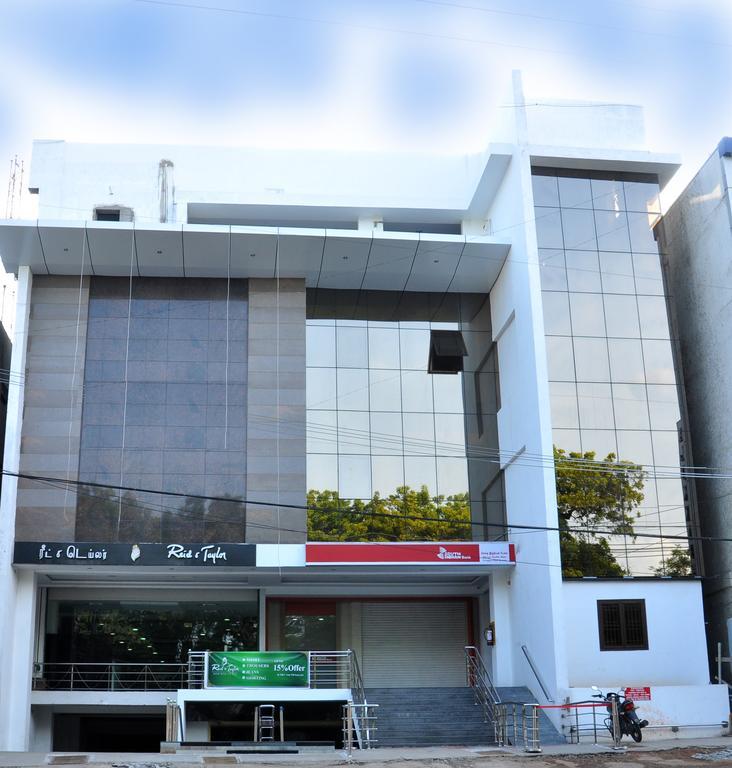 Hotel The Home Tiruppur Værelse billede