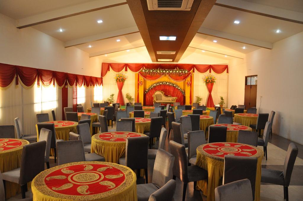 Hotel The Home Tiruppur Eksteriør billede