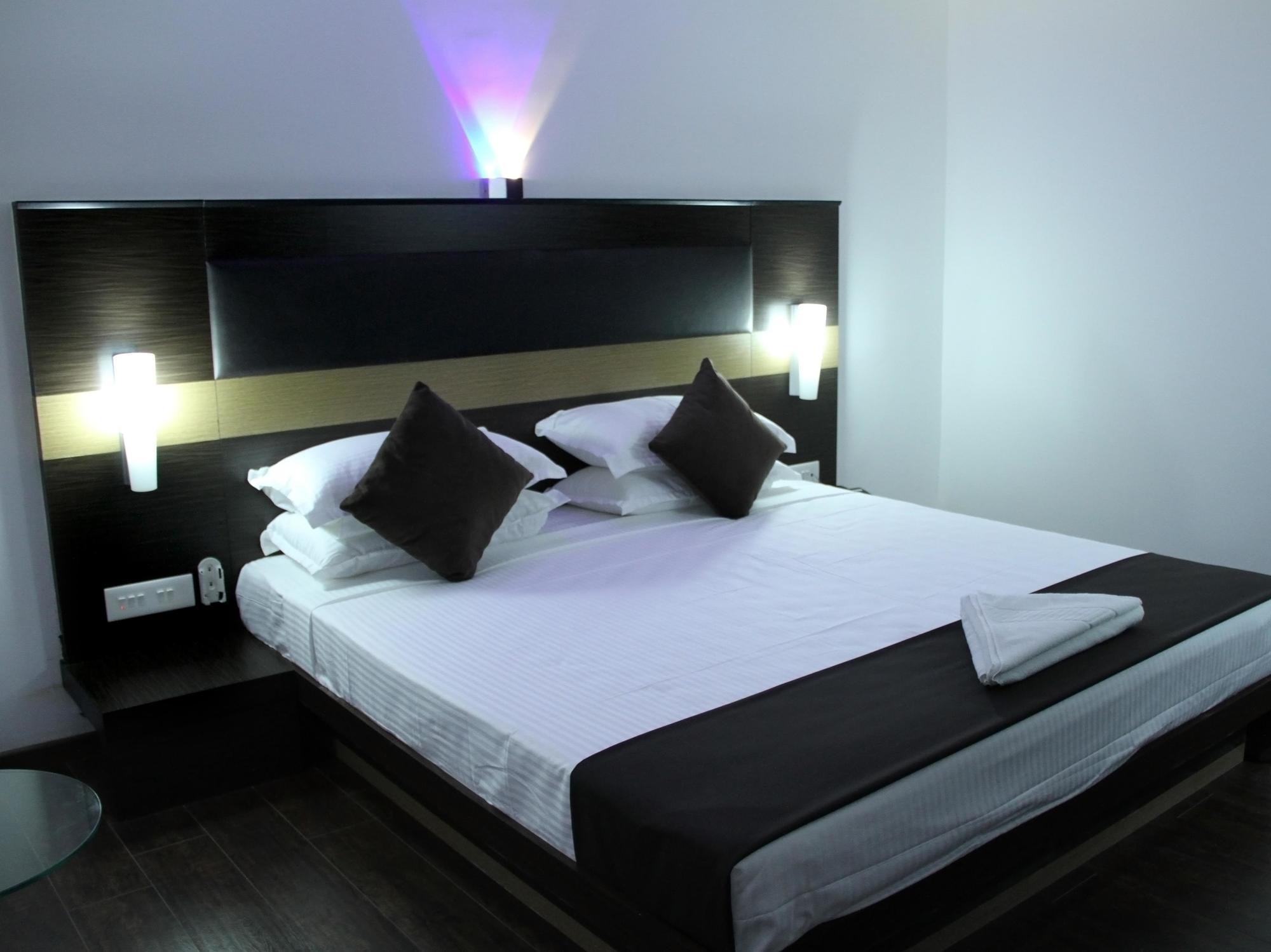 Hotel The Home Tiruppur Eksteriør billede