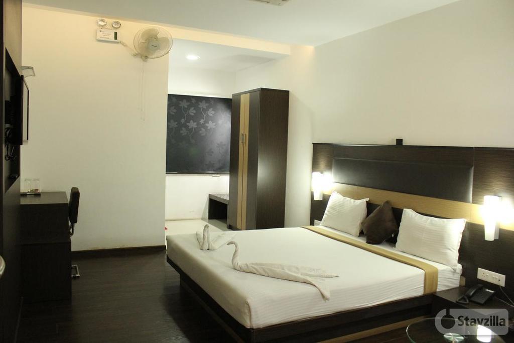 Hotel The Home Tiruppur Eksteriør billede